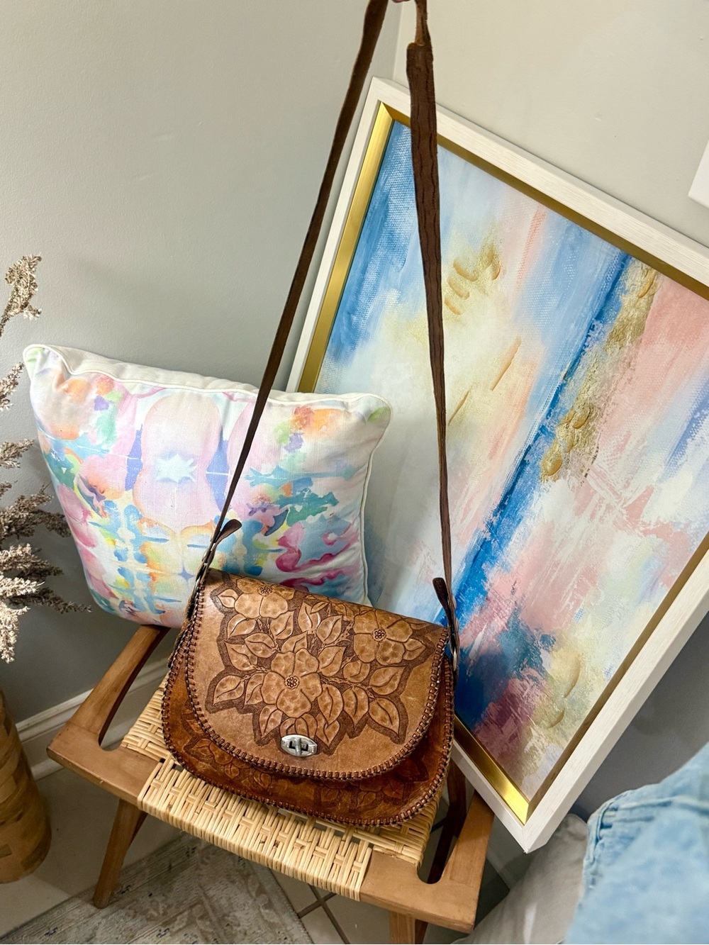 Handcrafted Floral Tooled Leather Crossbody Bag - Brown